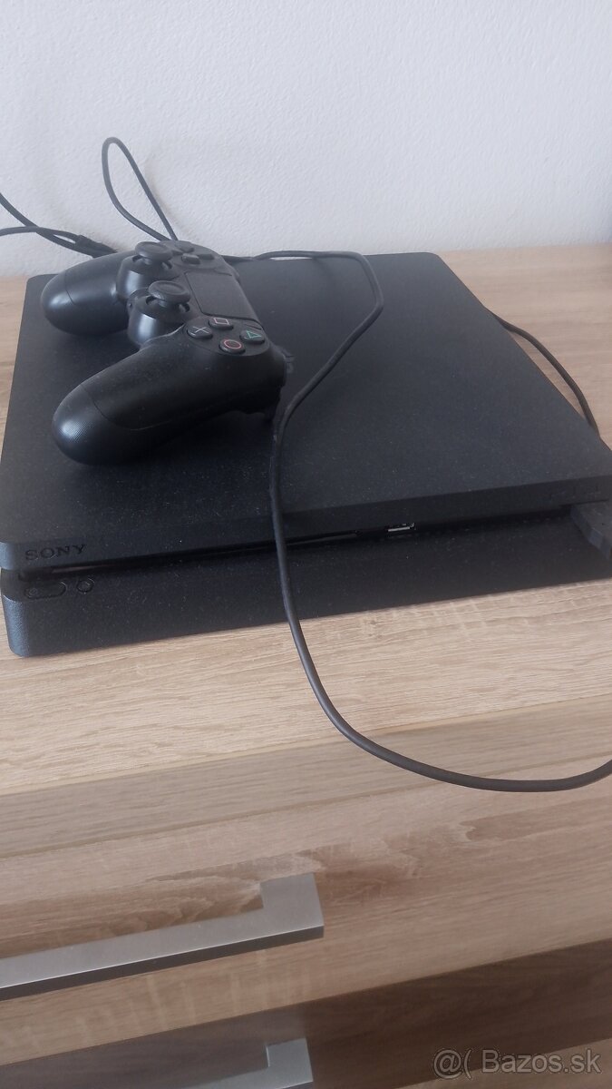 PS4 slim 500gb