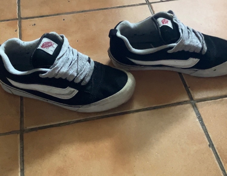 Vans knu skool
