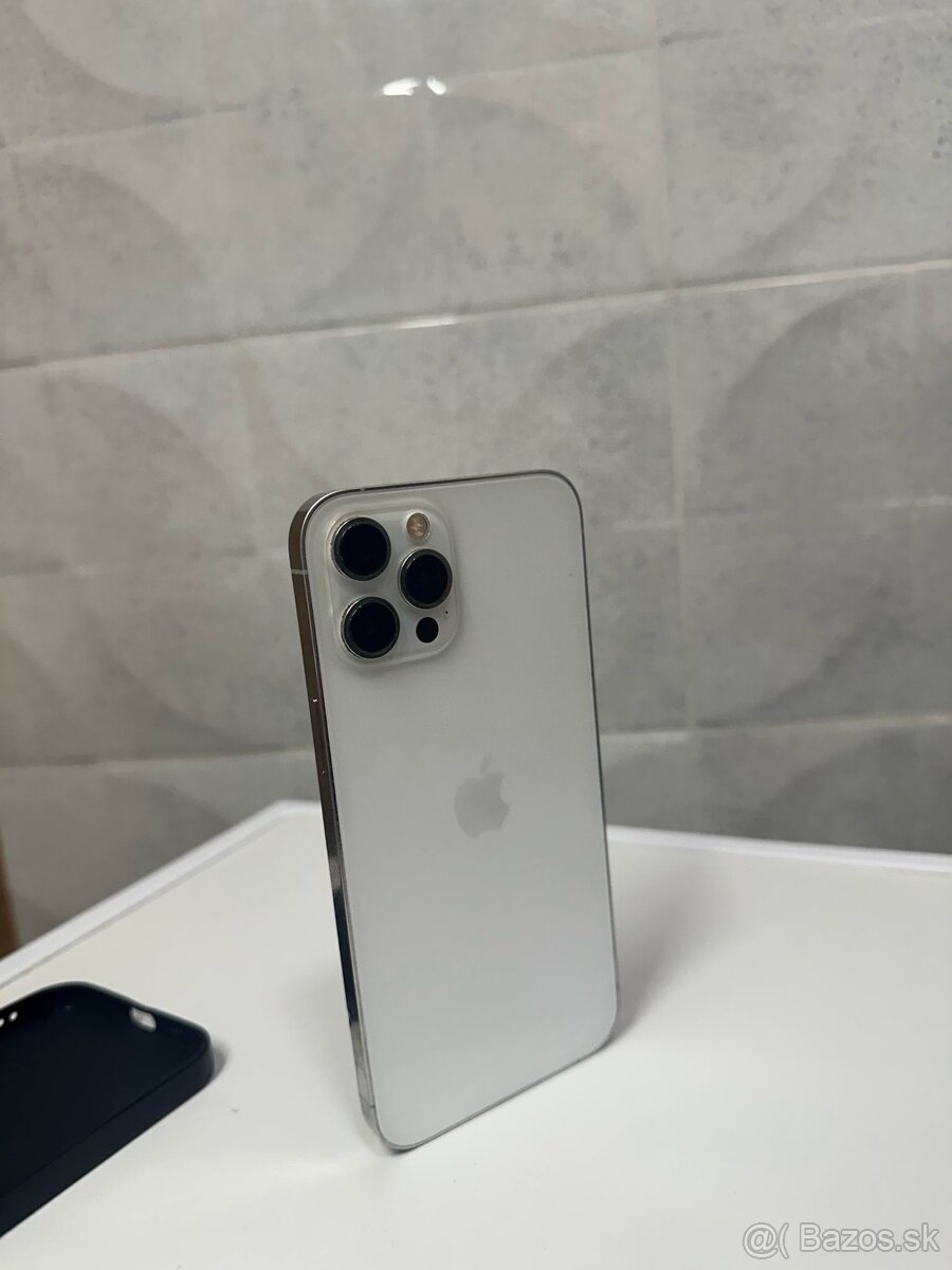 Predám iPhone 12pro max 512GB