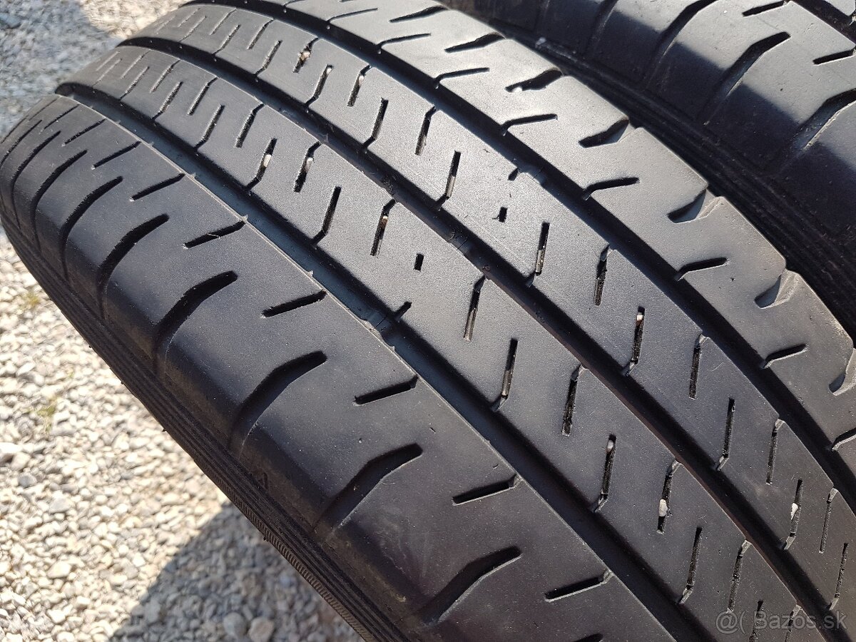 215/65 r16c letné pneumatiky 2ks Falken