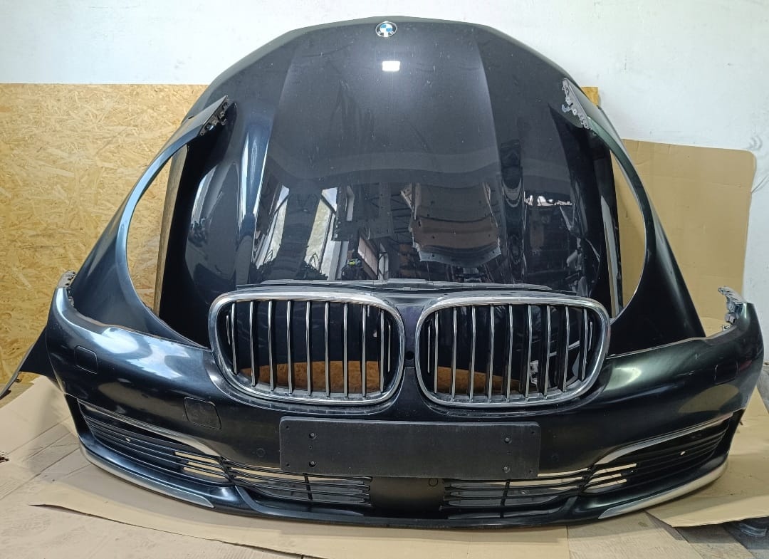 BMW 7 G11 G12 kapota svetlá naraznik tlmiče