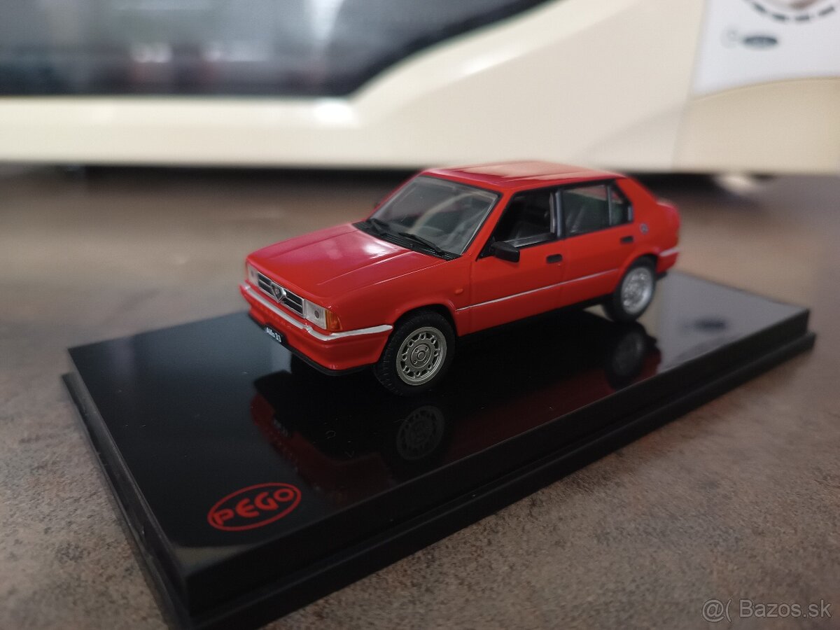1:43 Alfa Romeo 33