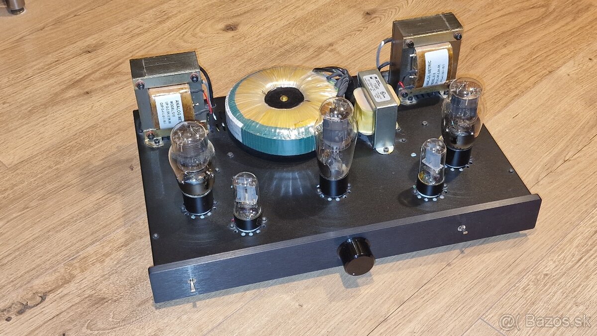 Elektronkovy zosilnovac 2x4W A trieda