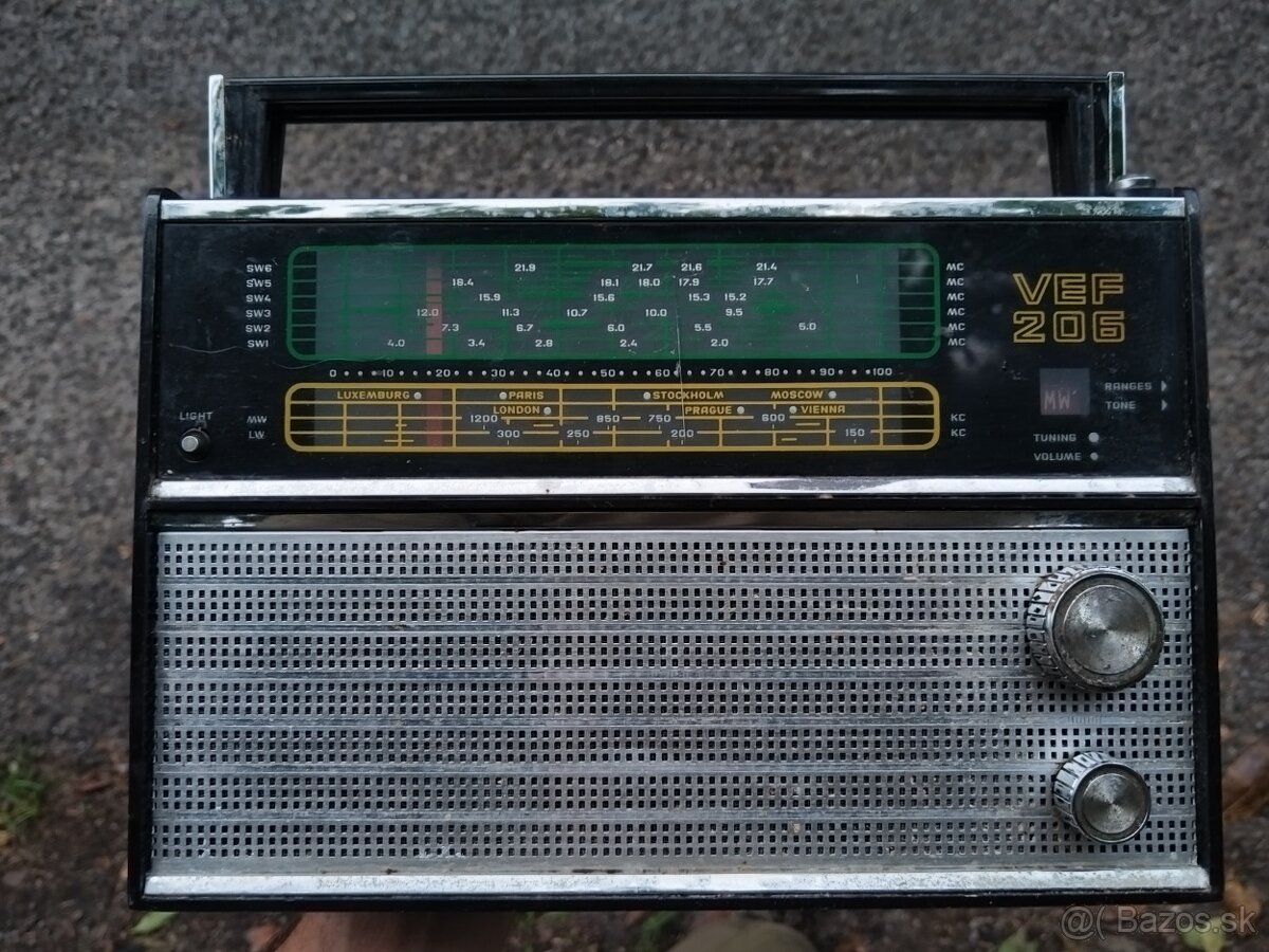 Rádio VEF 206