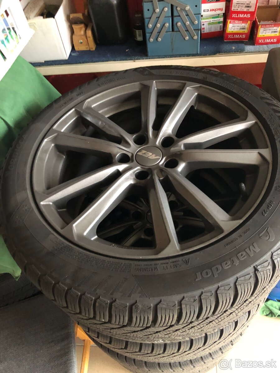 Zimné pneumatiky na diskoch 245/45 R18 V