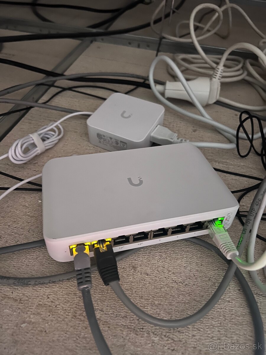 Ubiquiti switch Lite 8 PoE