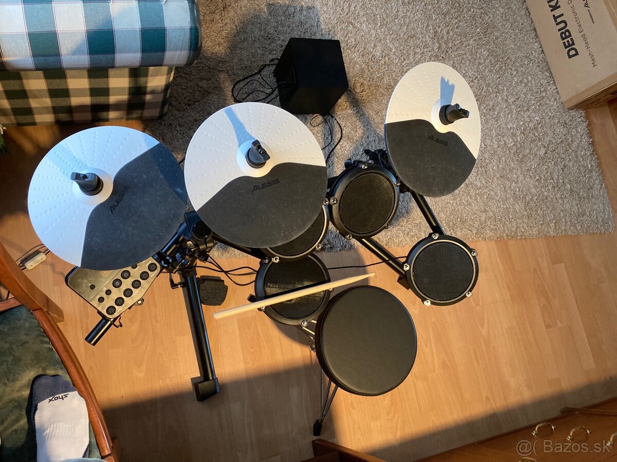 Elektronická bicia sada Alesis Debut Kit