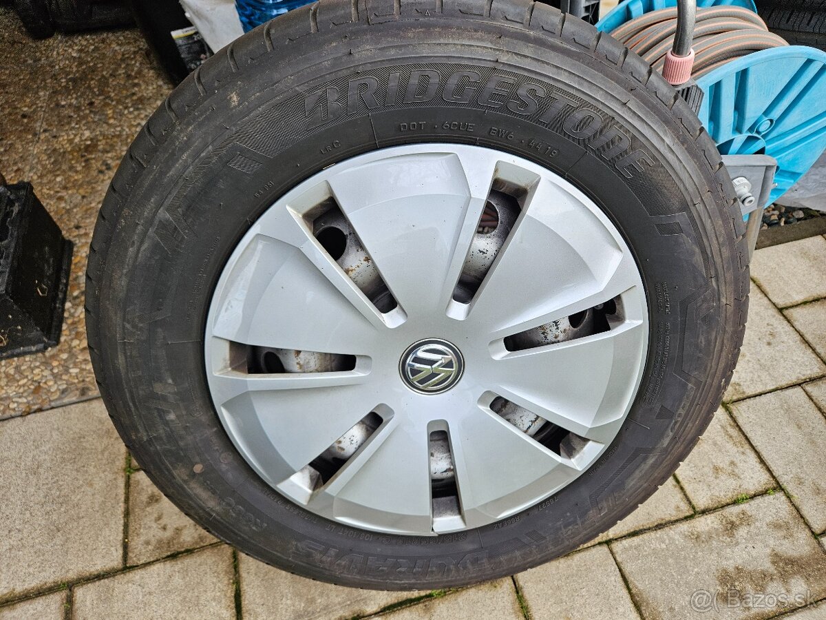 Predam na VW T6 original letna sada 215/65 R16C komplet 270€