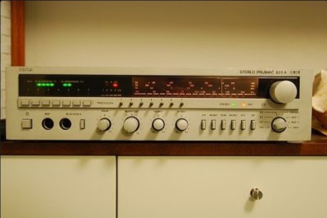 HiFi Tesla B116 prenosný magnetofón Tape deck