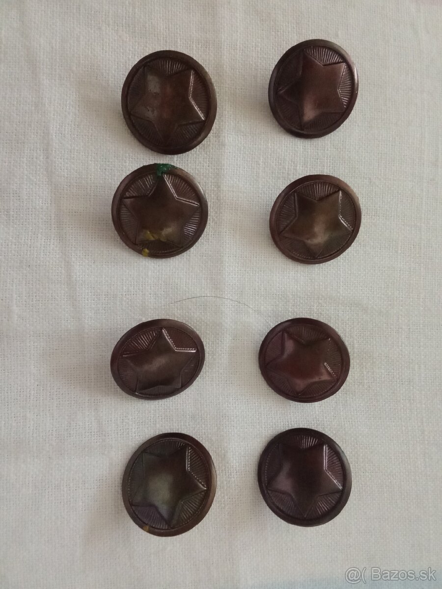 Socialistické staré vojenske gombíky Ľudové milicie