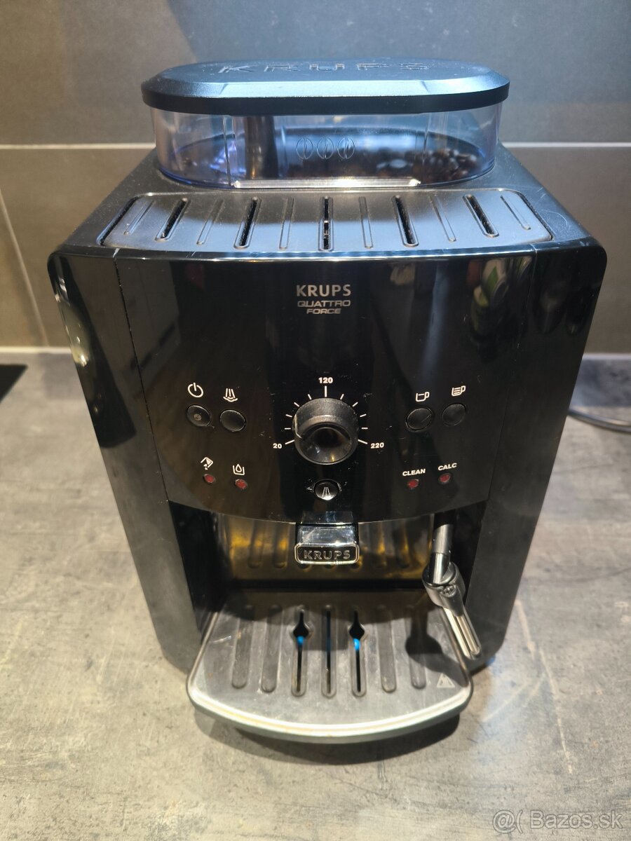 Kávovar Krups ea8110