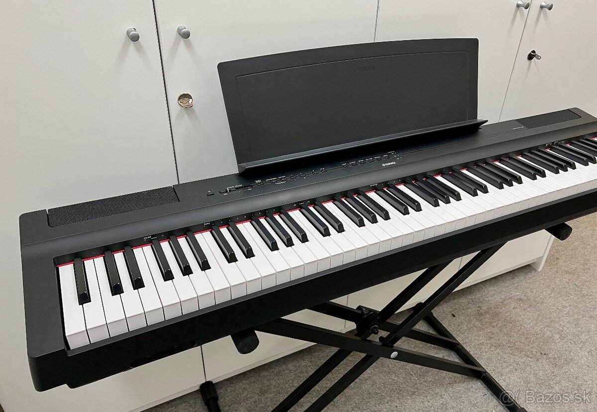Yamaha P-125