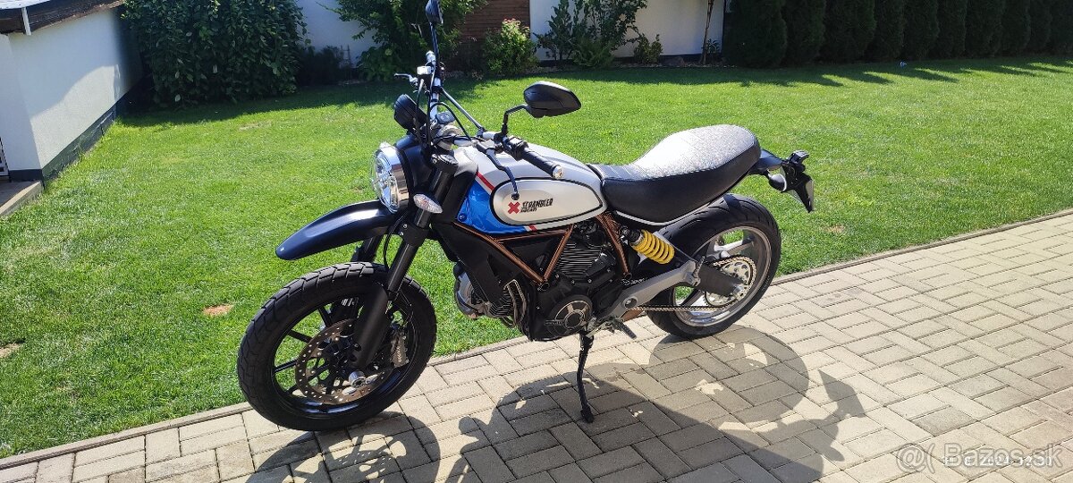 DUCATI SCRAMBLER 800