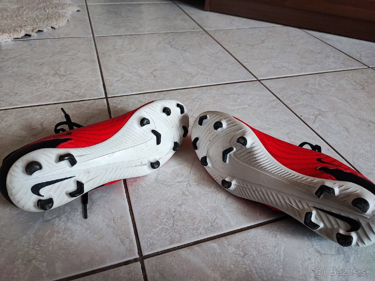 Kopačky Nike č 40,5