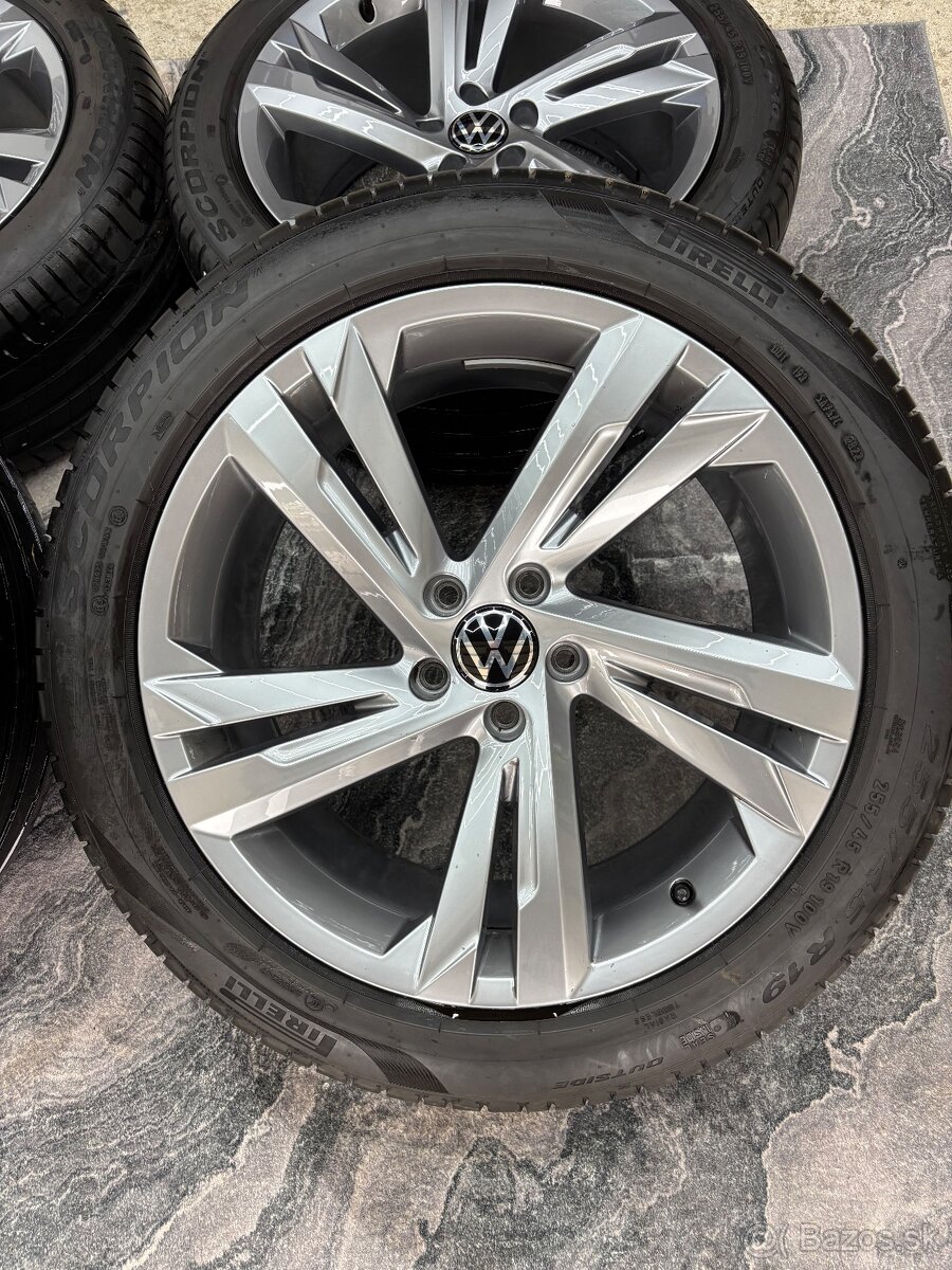 ✅ 5x112 r19 Tiguan Rline Valencia nádherne