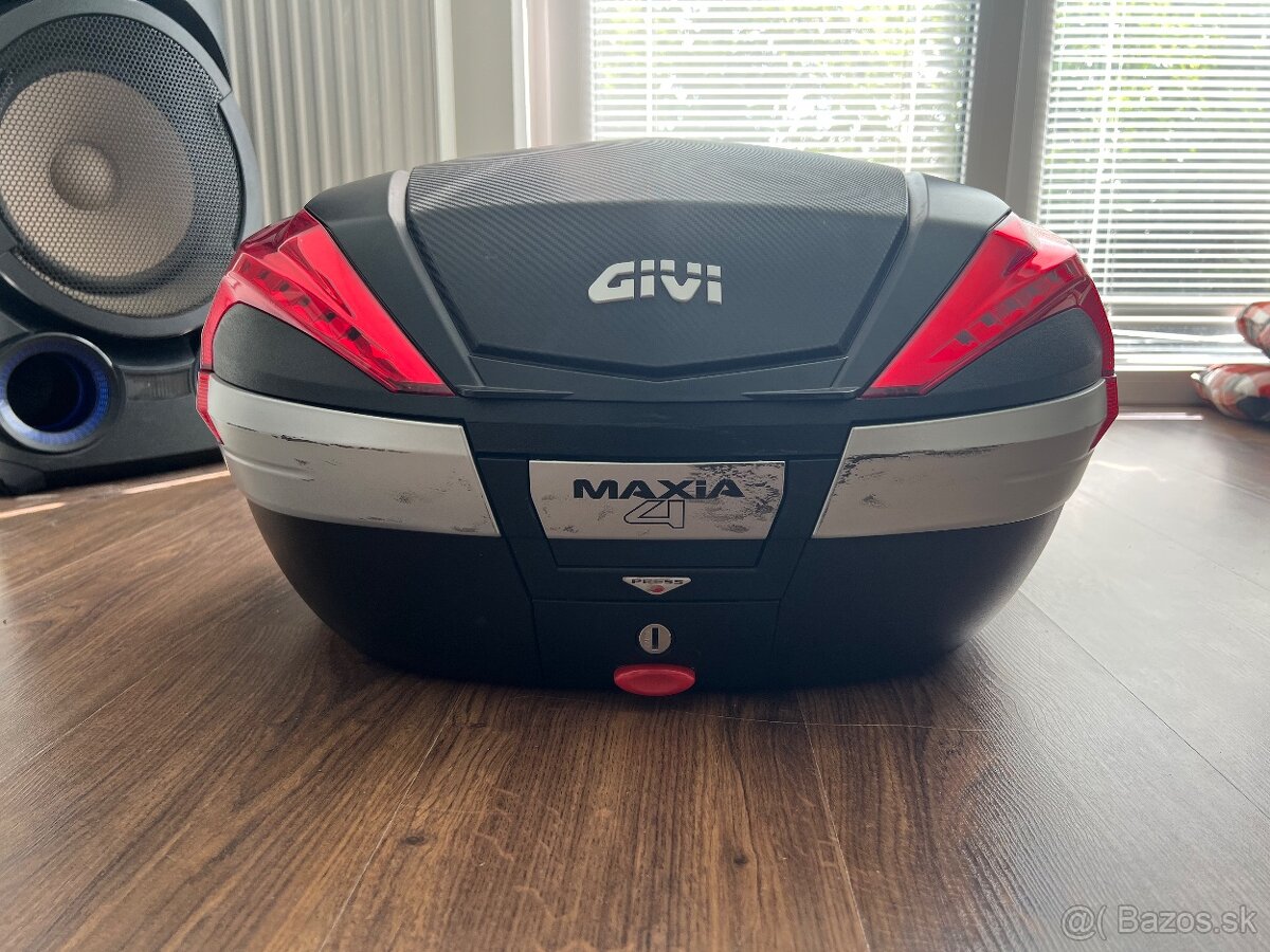 Givi kufor na motorku