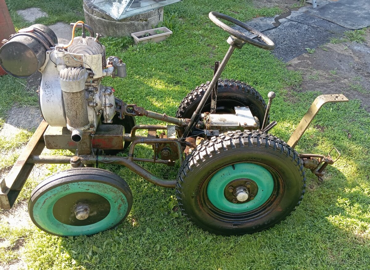 Predám starý postrekovač značky Autofenomen