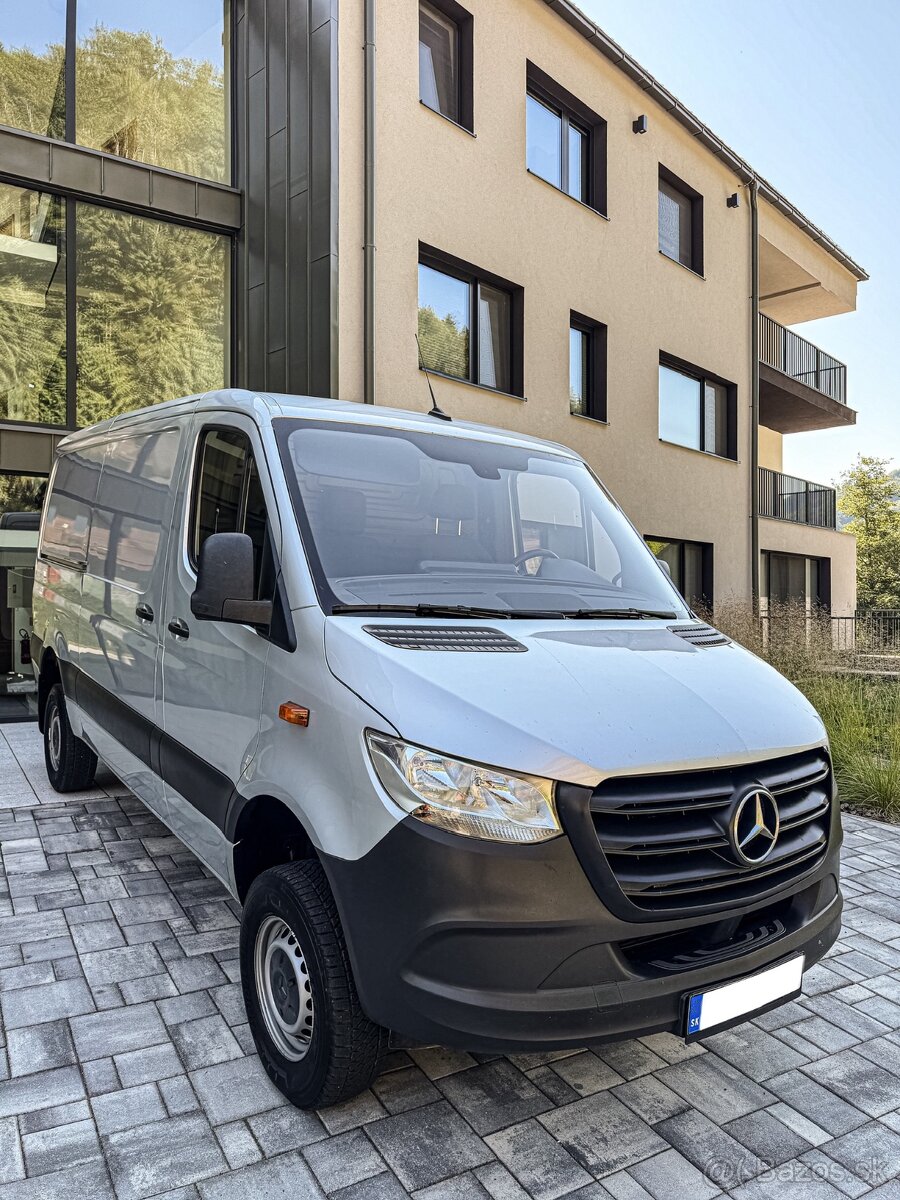 Mercedes Sprinter r.v 2020 4x4 uzávierka navi automat DPH