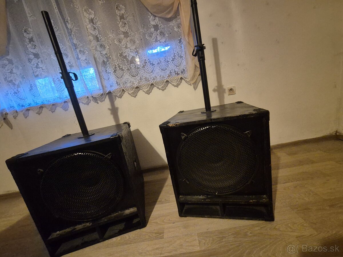 Predám subwofere zo stojanmi mixom a príslušenstvom