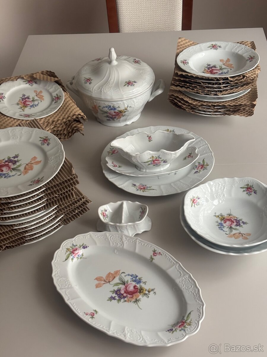 Obedova súprava Bernadotte pre 12 osob