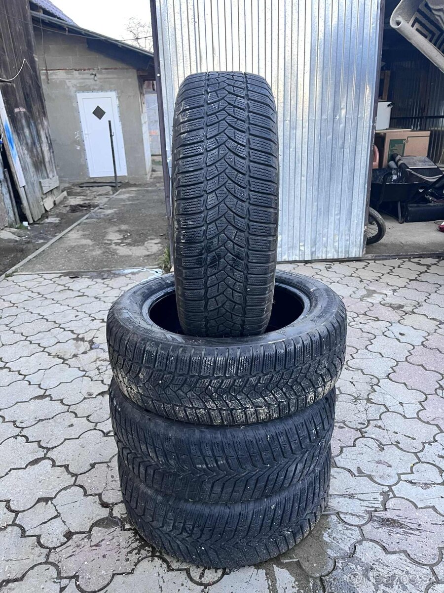 Predam pneumatiky 195/55r16 zimne