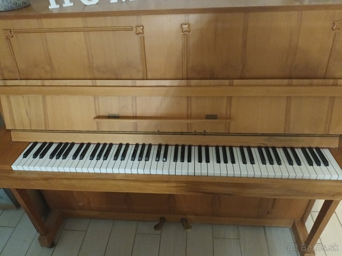 Klavir / piano
