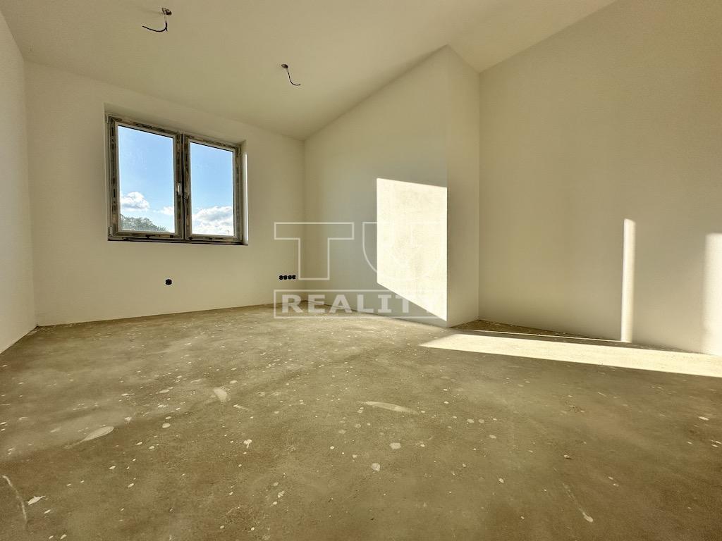 NOVOSTAVBA RODINNÉHO DOMU, 105m2, POZEMOK 600m2,...