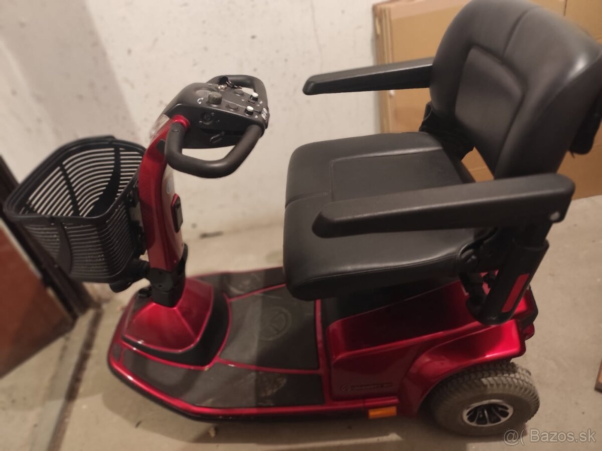 Invalidný elektrický skúter