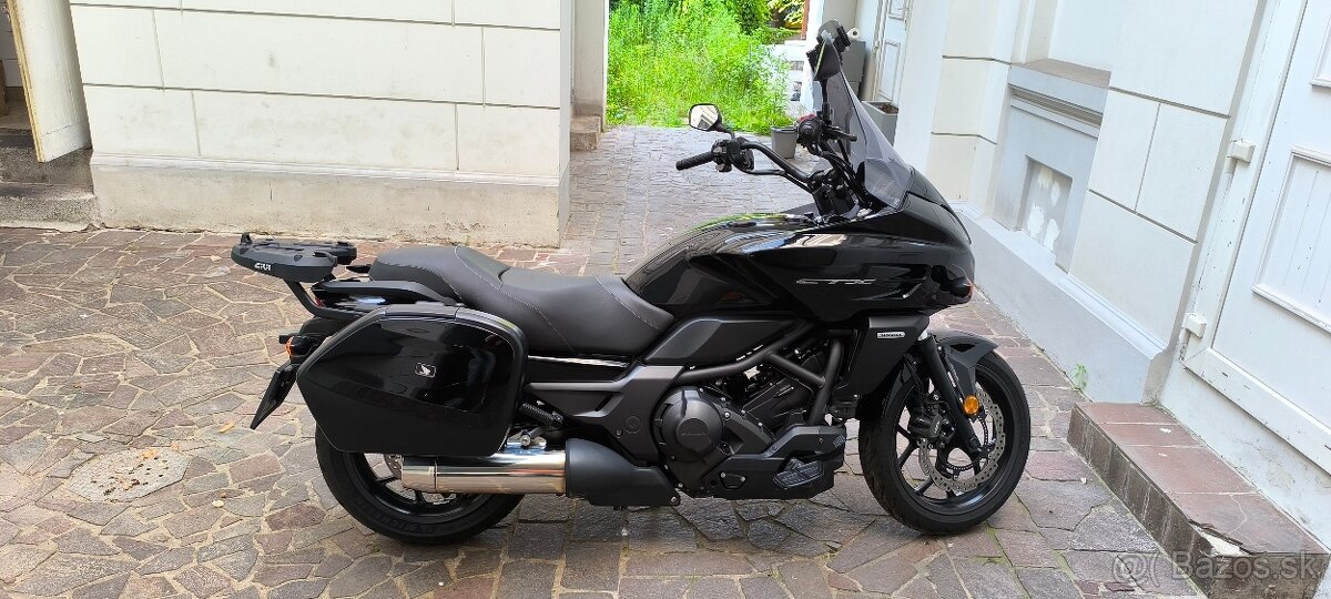 Honda CTX 700 DCT