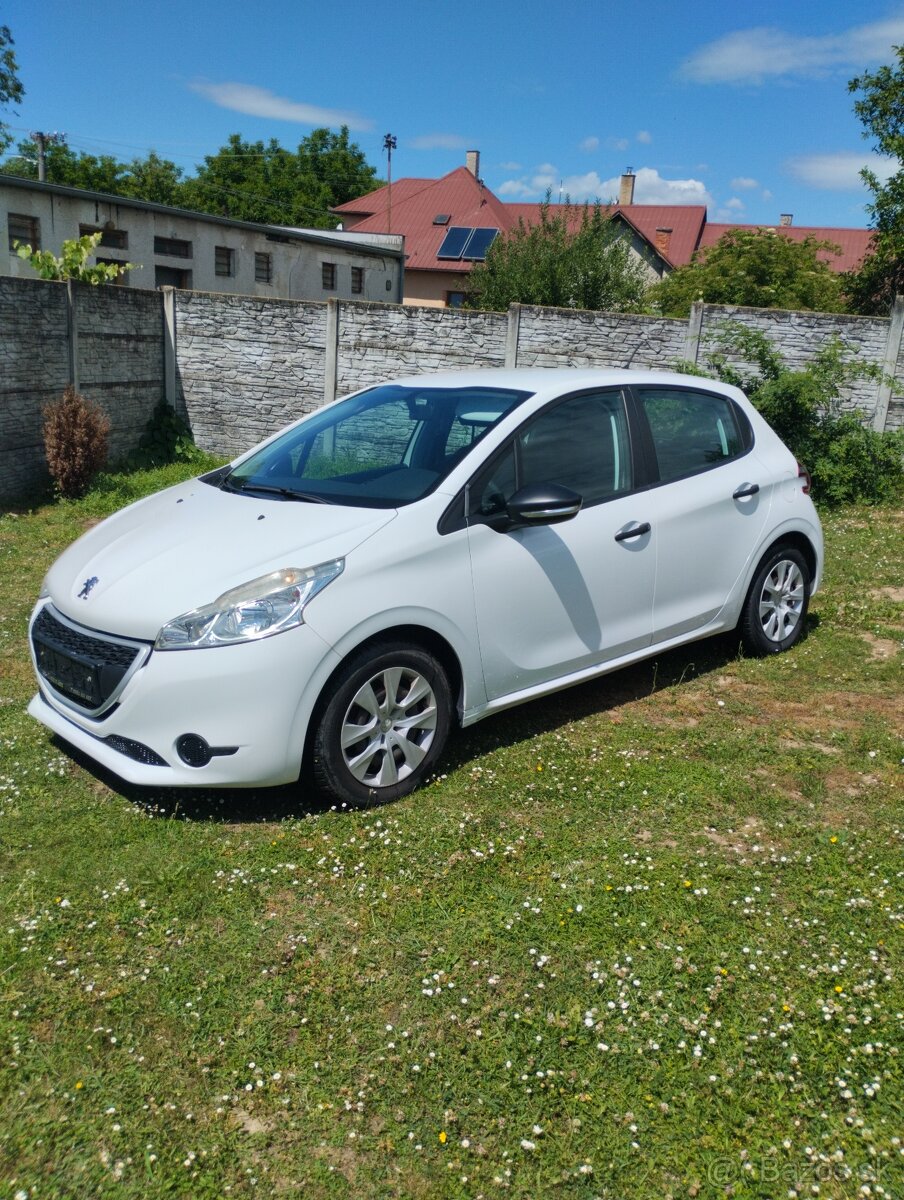 Peugeot 208 1.0vti puratech