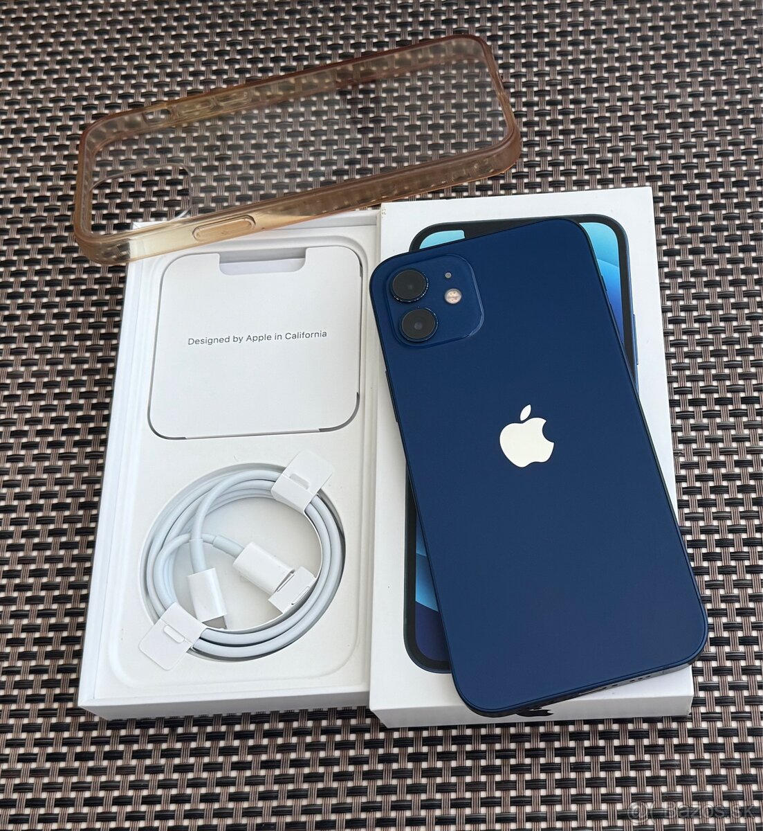 IPhone 12 64GB Blue