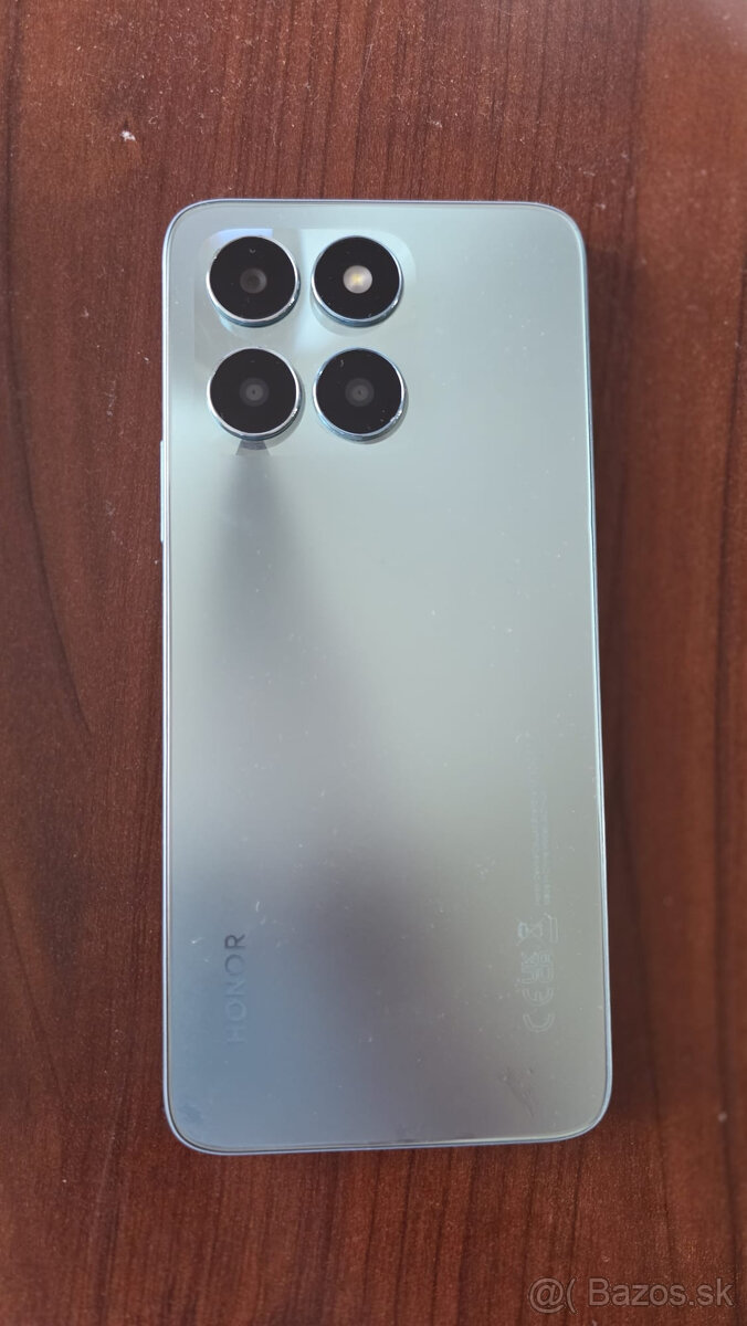 Honor X6a Cyan Lake – 128 GB, výborný stav, záruka
