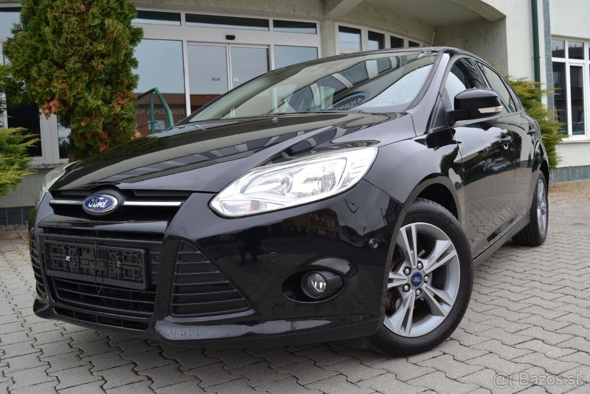 FORD FOCUS 1.0 L ECOBOOST, ORIGINÁL 70.846 KM, PRVÝ MAJITEĽ