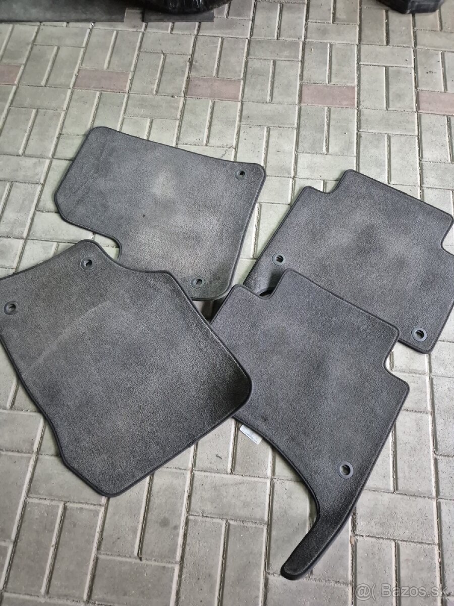 Predám koberčeky Tuareg 1gen