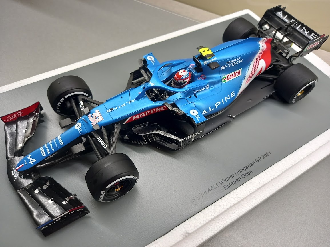 F1 ALPINE A521 ESTEBAN OCON VÍTĚZ GP MAĎARSKA 2021 SPARK