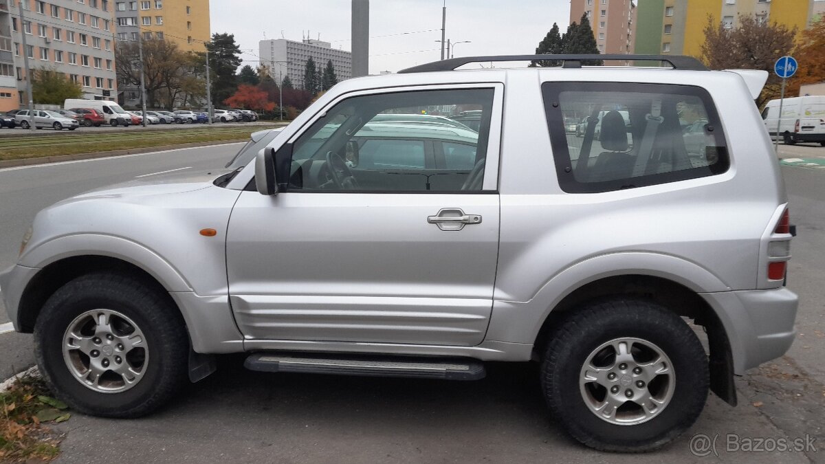 Predám Mitsubishi Pajero 2,5 D