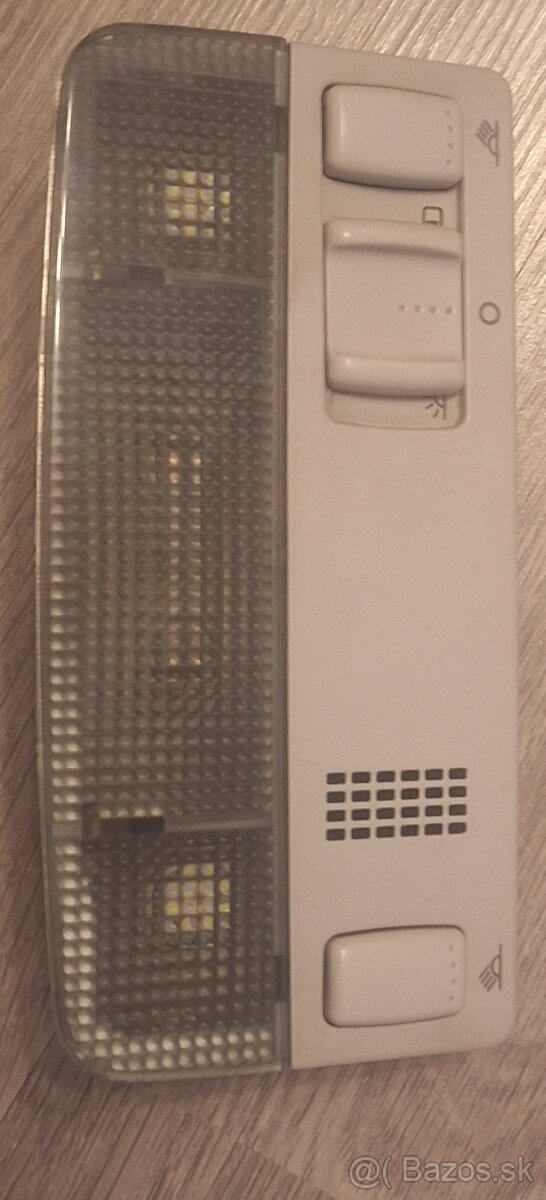 Predám originál vnútorné svetlo na strop škoda octavia II