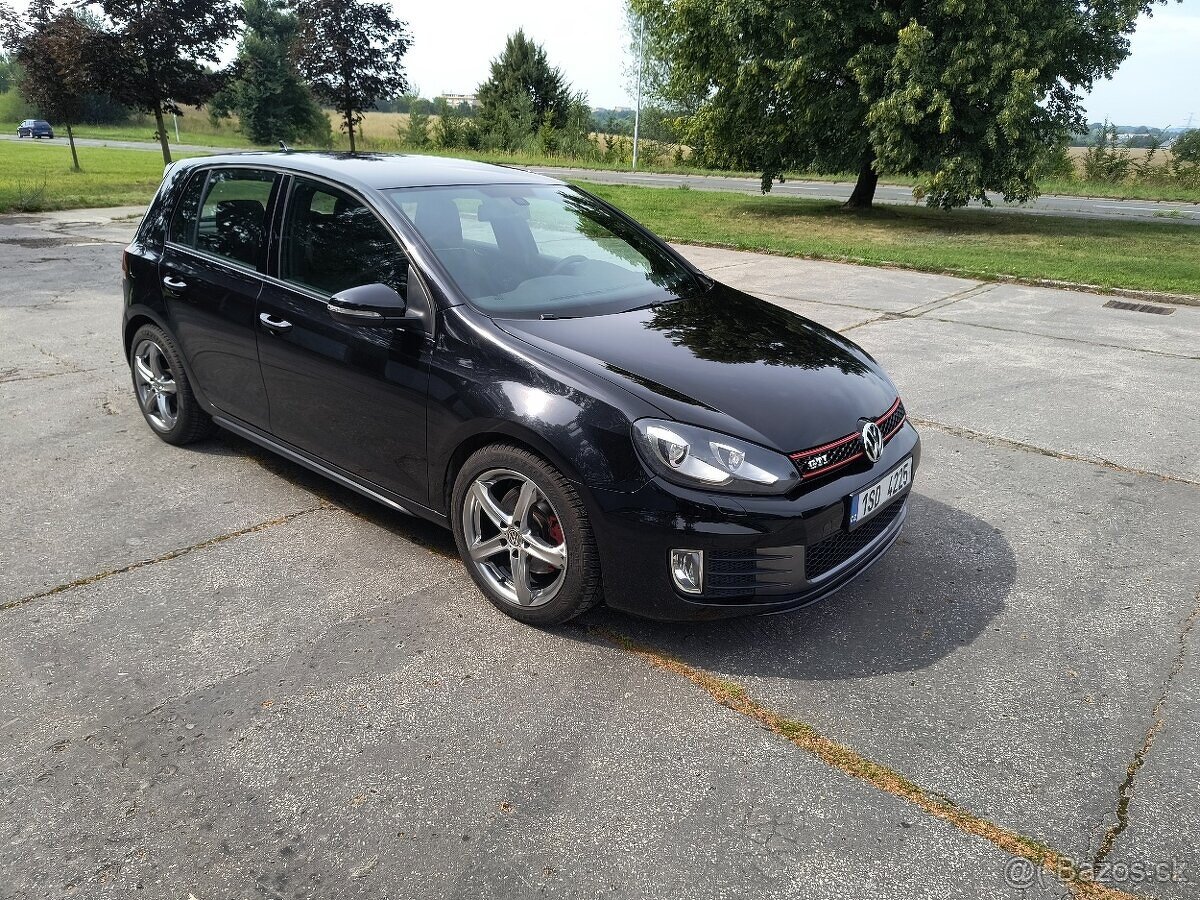 VW GOLF 6 GTI NAJETO 63000KM