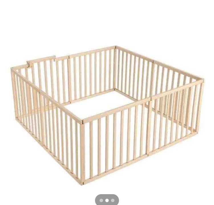 Drevená detská ohrádka