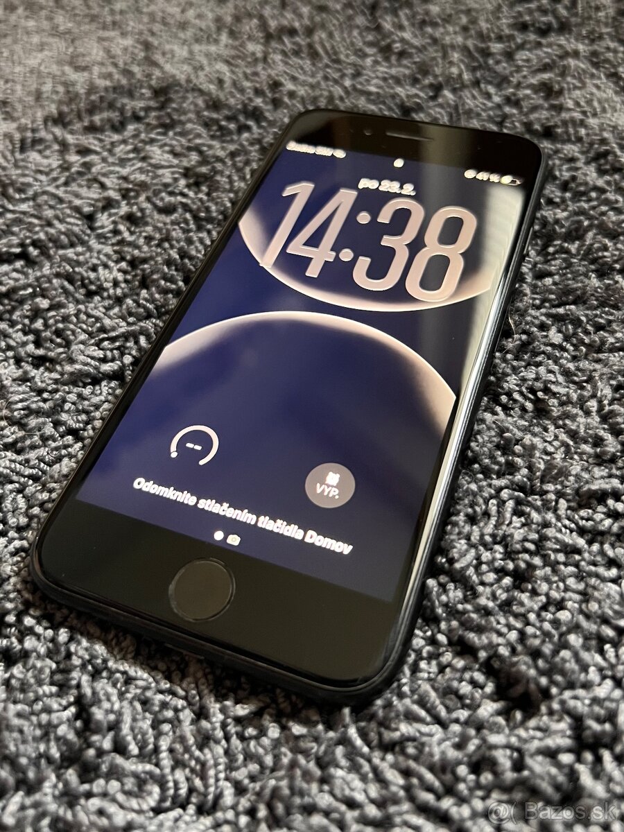 iPhone SE 64GB 100% batéria