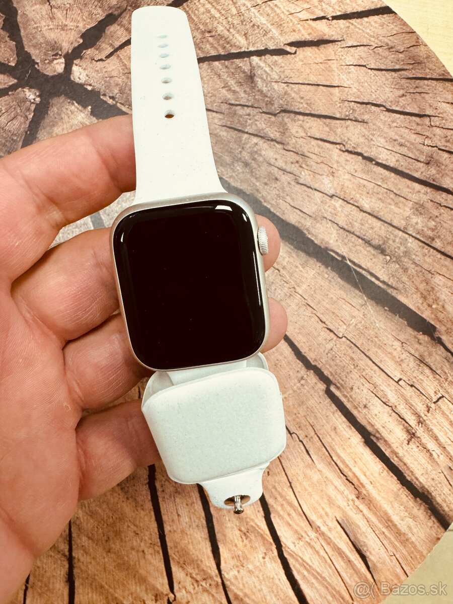 Apple Watch 9 Starlight  45 neaktívne folia záruka