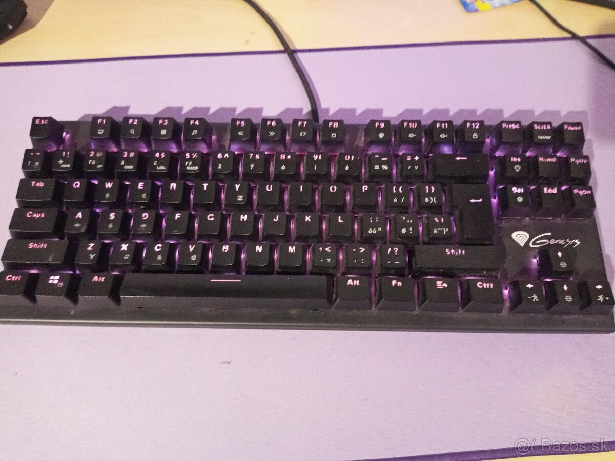 Mechanická klávesnica