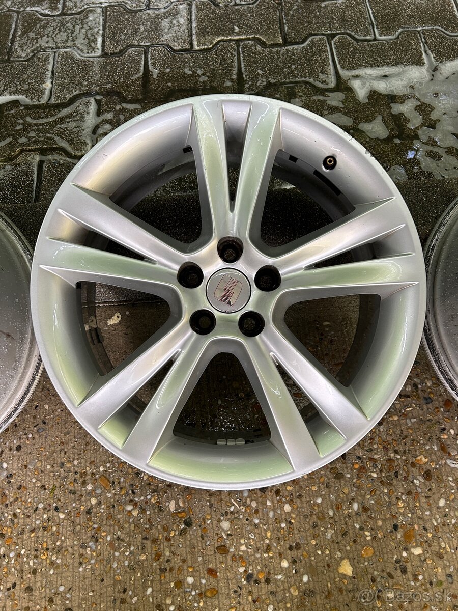 Original disky Seat ibiza r17 5x100