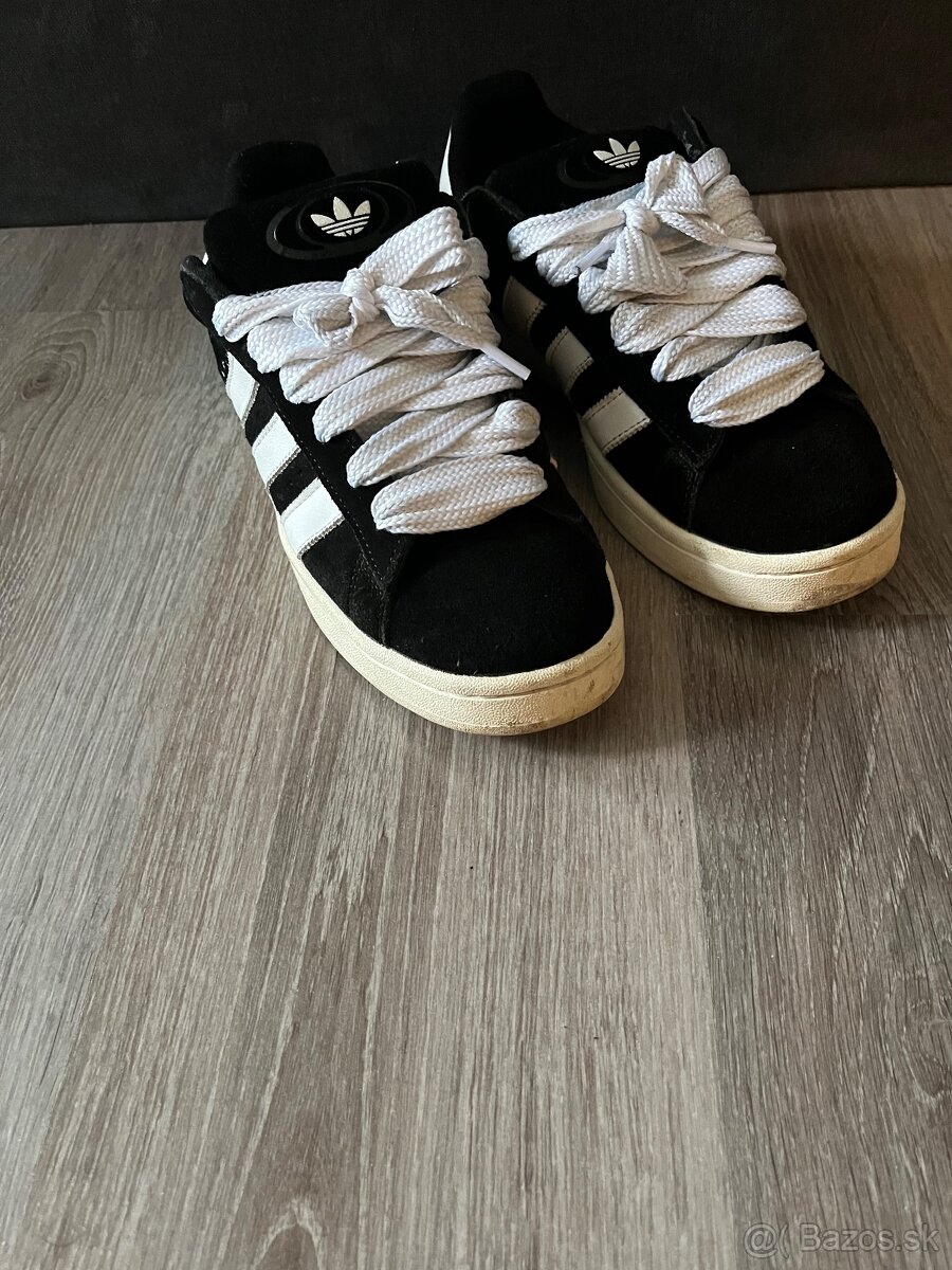 Adidas Campus