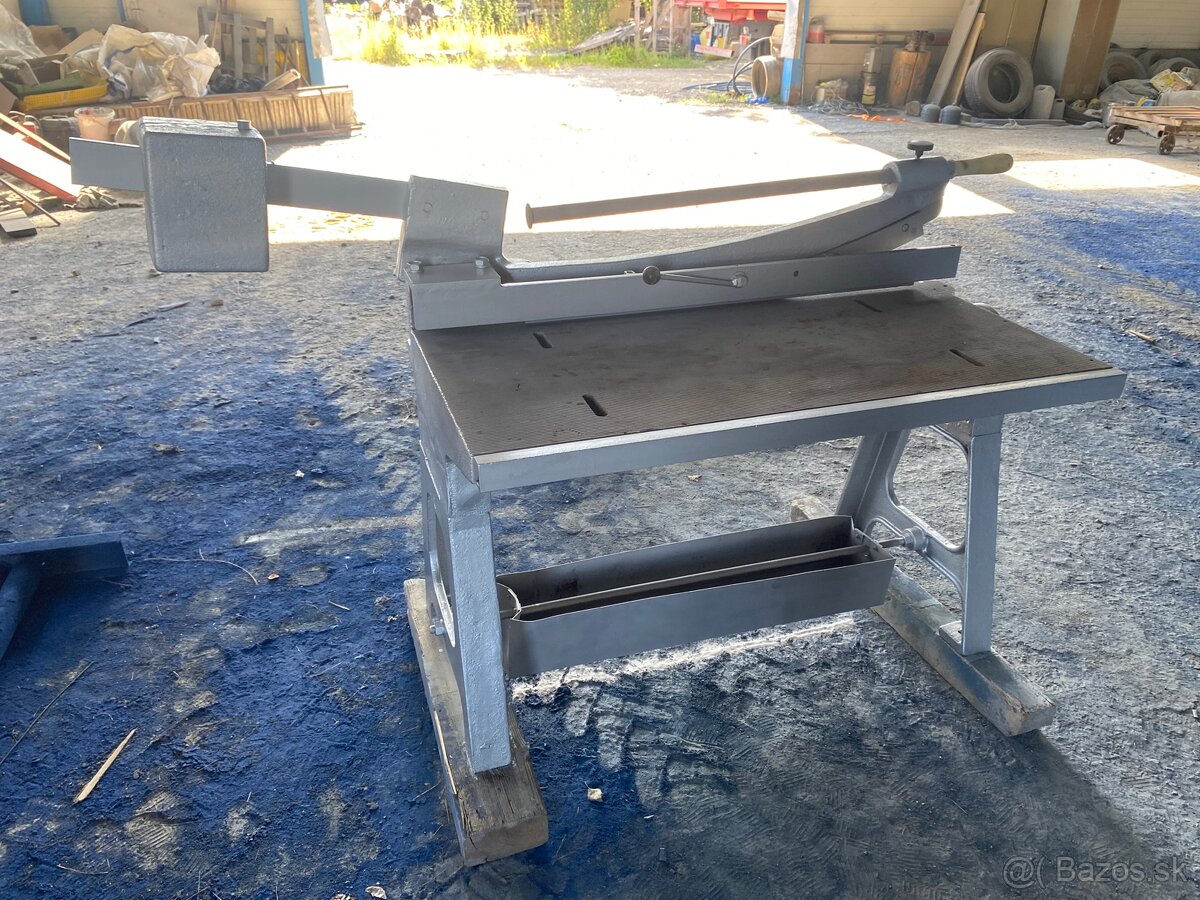 Nožnice na plech NTP 1000/2,5