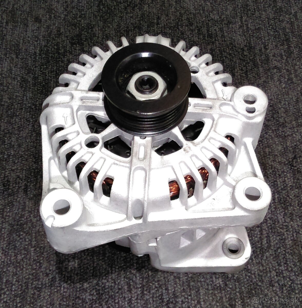 Alternátor BMW E90 320d