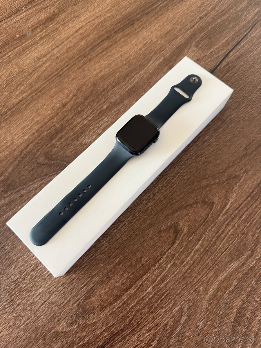 Apple watch 8 45mm GPS