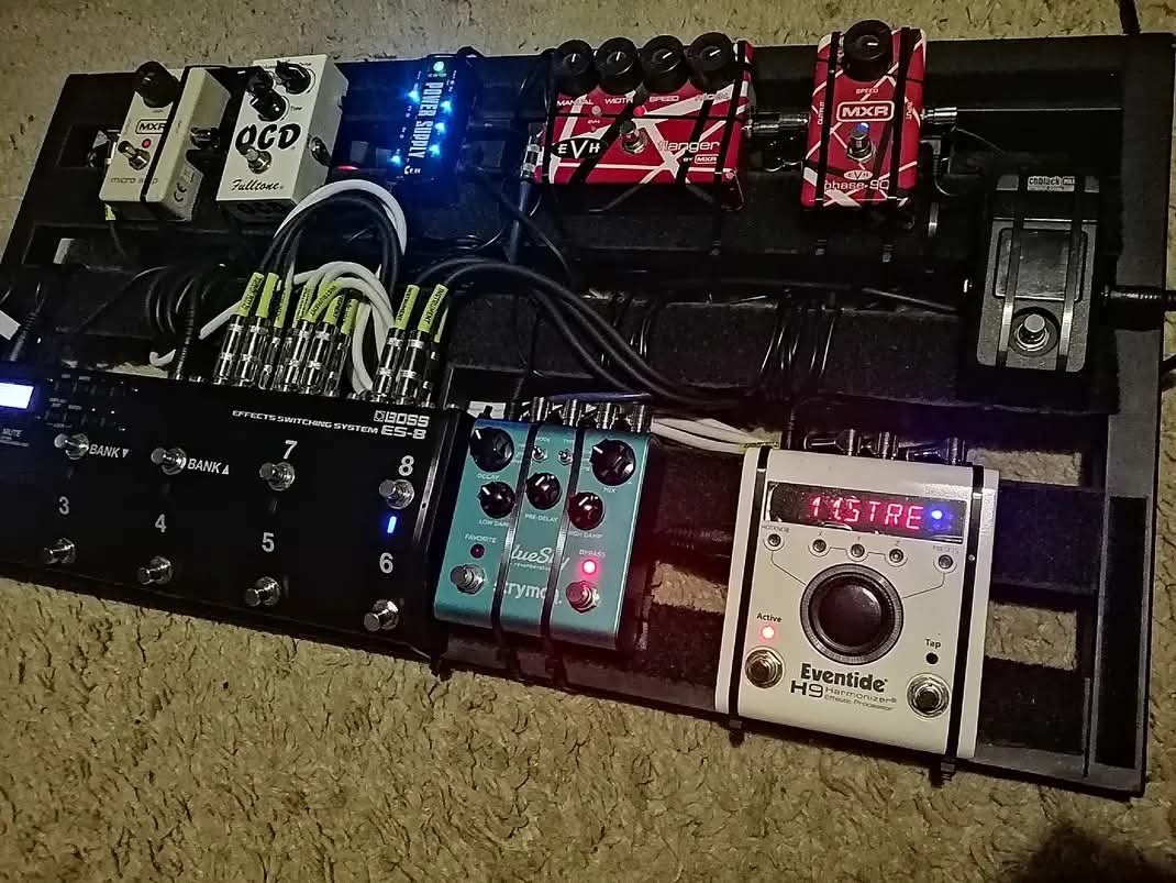 Strymon Bluesky, Boss ES-8, EVENTIDE H9 MAX
