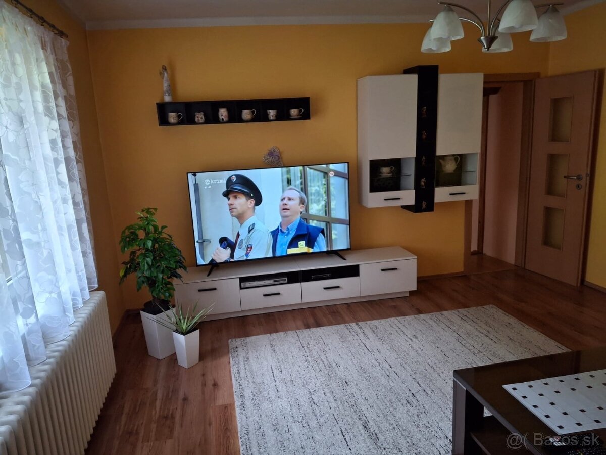 Obývacia stena