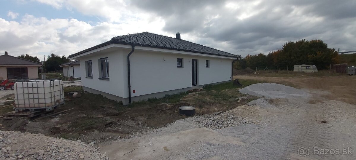 Moderná 4-izbová NOVOSTAVBA -  s rozsiahlym pozemkom 1316 m